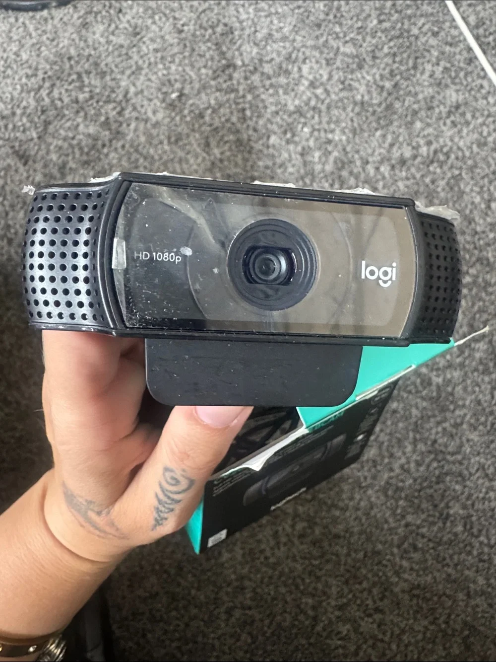 Logitech C920s Pro HD Webcam - Black with Blue Accents